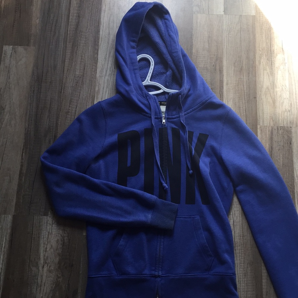 Victoria’s Secret/Pink sweater!